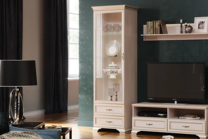 Шкаф-витрина Сиена