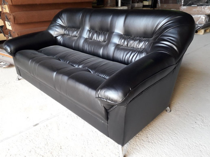 Диван Карелия 3- х местный, черный