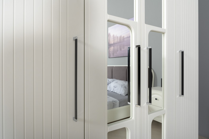 Валенсия Спальня Шкаф для одежды 4-х створчатый, ЛДСП белый шагрень/МДФ белый шагрень